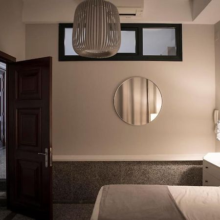 Apartamento En Centro Historico Con Patio Romano San Lorenzo de El Escorial Exteriör bild