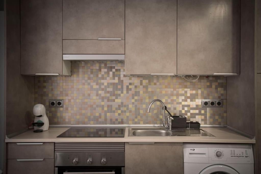 Apartamento En Centro Historico Con Patio Romano San Lorenzo de El Escorial Exteriör bild